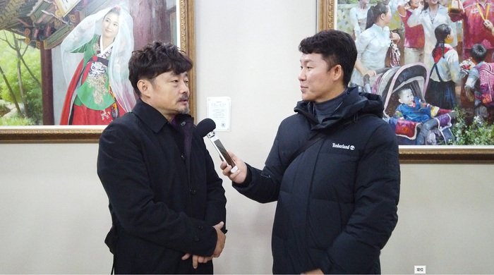 “가장 사랑스런 사람들에게 경의를 드린다”-조선유화작품전시 베이징에서 개최
