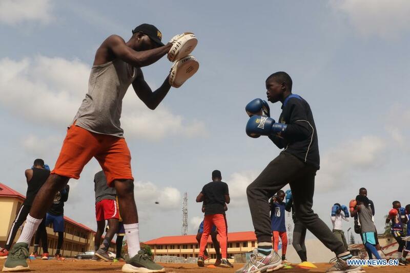 DAN DAMBEN NAJERIYA SULTAN ADEKOYA NA FATAN BUNKASA SANA’ARSA_fororder_nigeria boxing boy-2