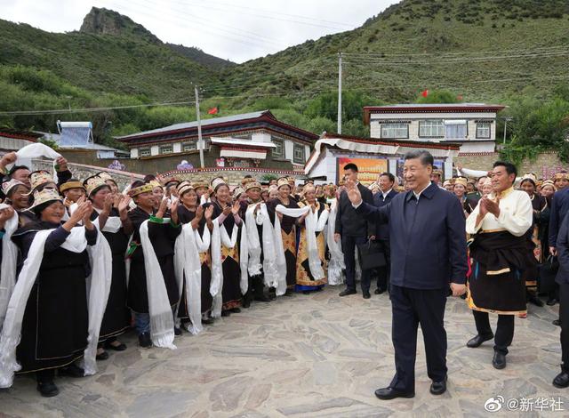 Xi ya bukaci a bude sabon shafin bunkasuwar jihar Tibet cikin zaman lumana_fororder_hoto