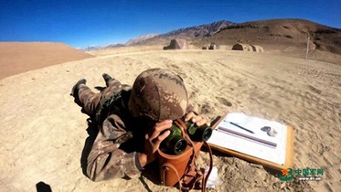 Ga yadda sojojin kasar Sin dake yankin Xinjiang suka shirya wata rawar daji domin binciken ingancin makamai