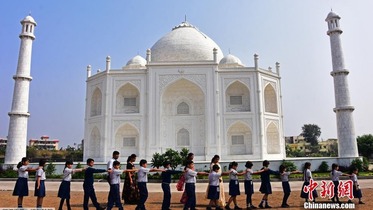Dan kasar Indiya ya gina fada mai siffar Fadar Taj Mahal don nuna soyayya