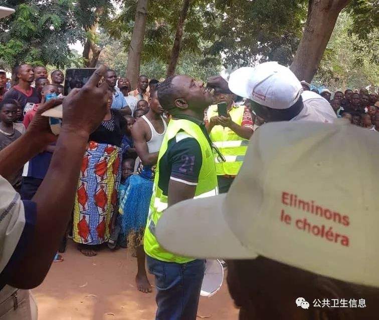 Kongo DRC za ta yi wa mutane miliyan biyu riga-kafin cutar kwalara_fororder_211228-a02-DR Congo launches cholera vaccination campaign targeting 2 million people