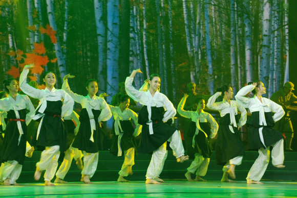 "꿈의 아리랑", 중국조선족 역사의 축영